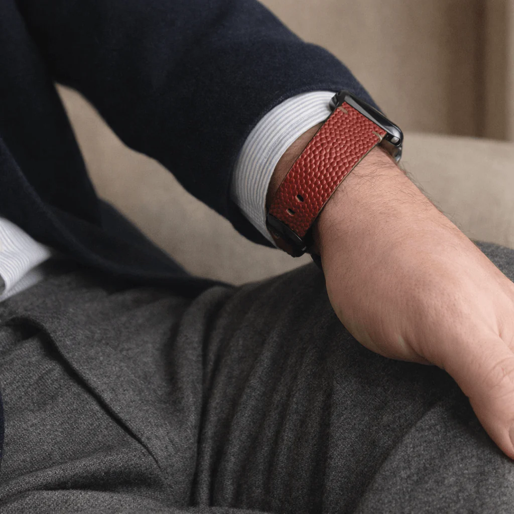 Touchdown – Handgefertigt aus original Horween Footballleder - Image 5