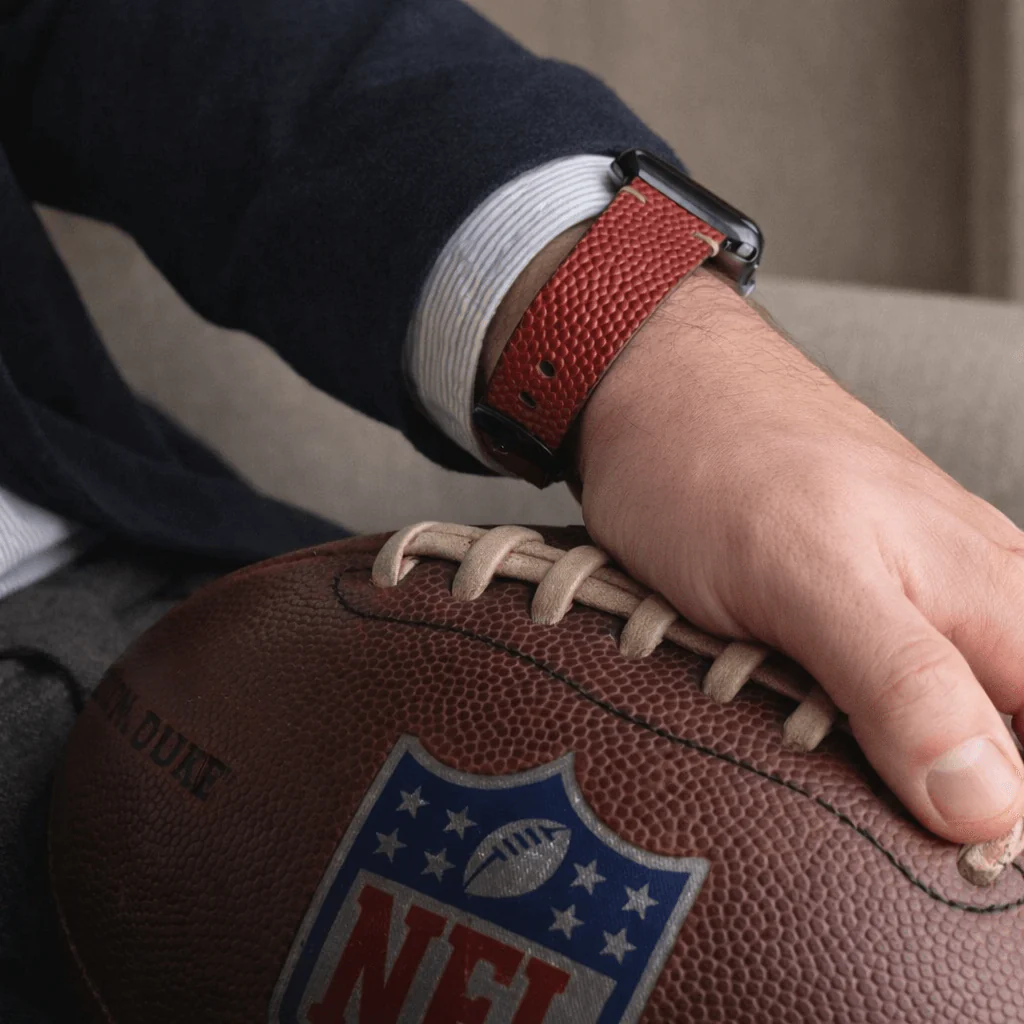 Touchdown – Handgefertigt aus original Horween Footballleder - Image 8