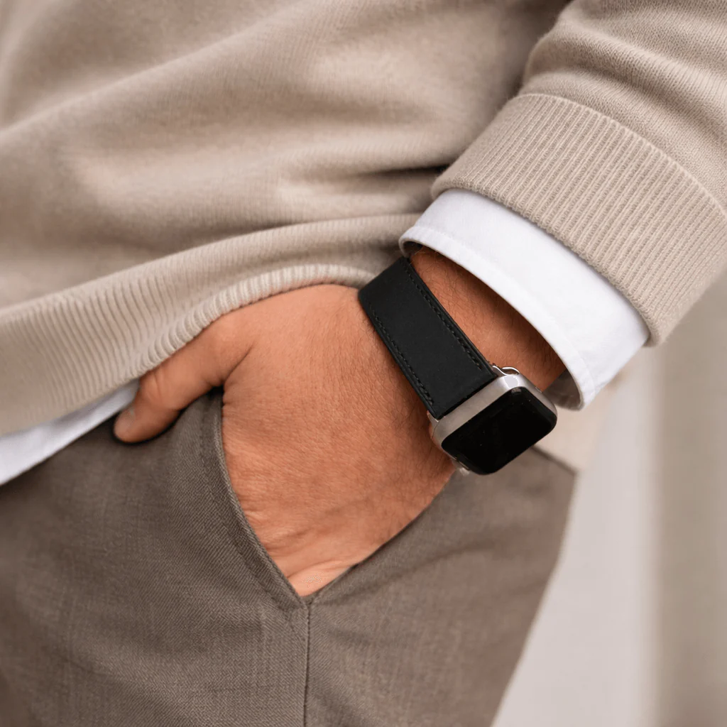 Mountain Apple Watch Lederarmband – Schwarz - Image 3