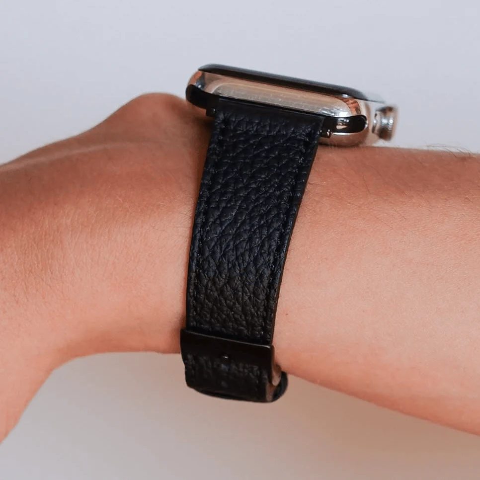 Schwarzes Lederarmband für Apple Watch aus Togoleder - Image 3